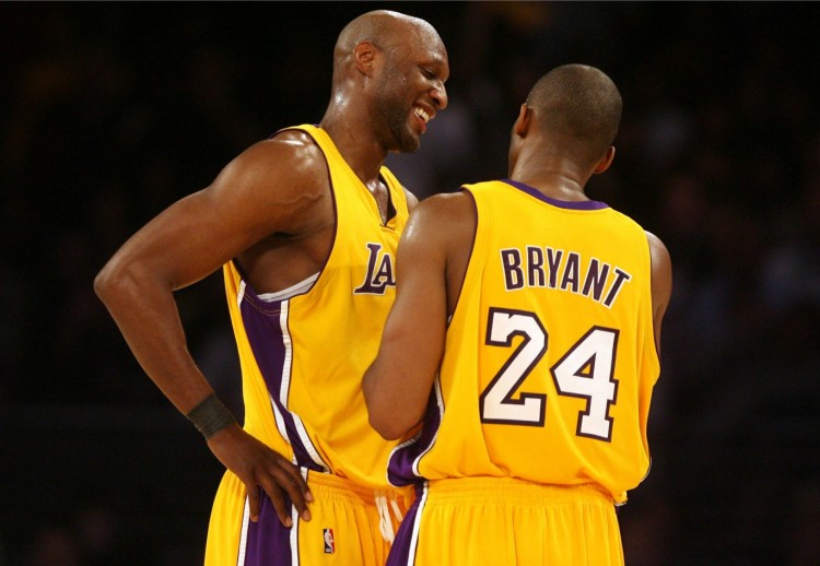 pg模拟器在线试玩-科勒：奥多姆昏迷时科比飞过来陪护 身体刚好点就复吸 我就打了他